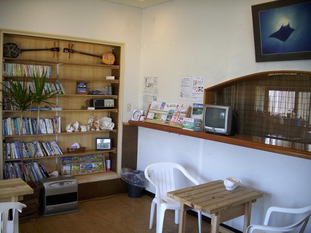 Hotel Shiraho Friends House Ishigaki  Zewnętrze zdjęcie